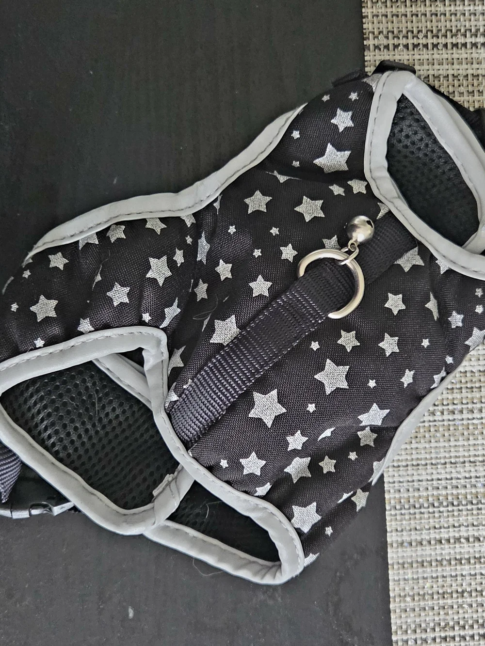Star Print Black Dog Harness with Reflective Trim
